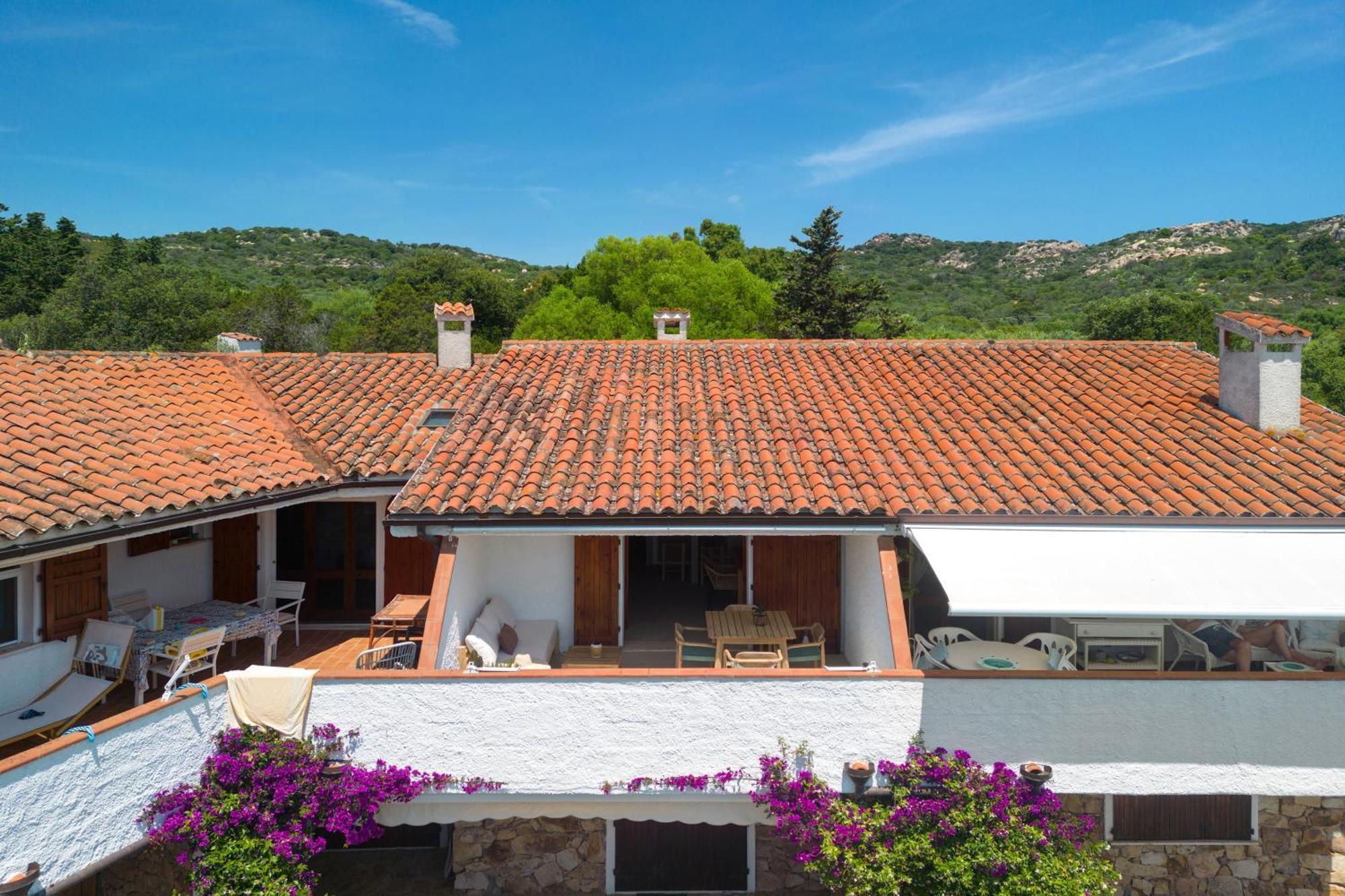 Baia Dorata Beach Apartment Porto Istana Exterior foto